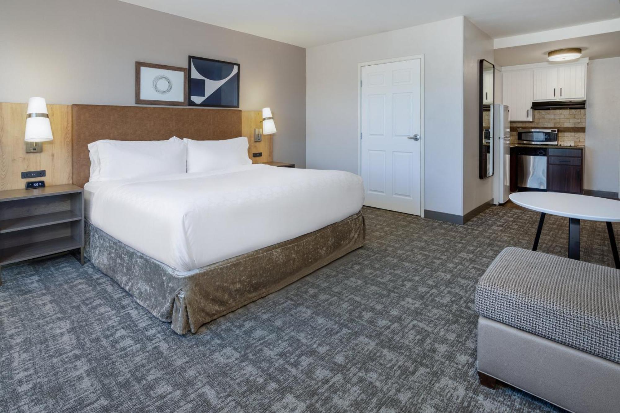 Staybridge Suites Wilmington East By Ihg מראה חיצוני תמונה