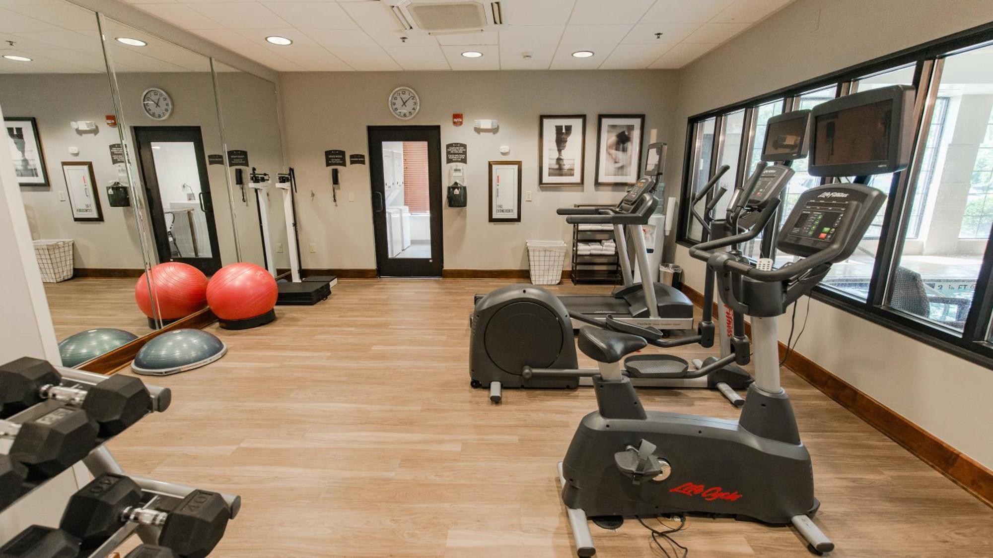 Staybridge Suites Wilmington East By Ihg מראה חיצוני תמונה